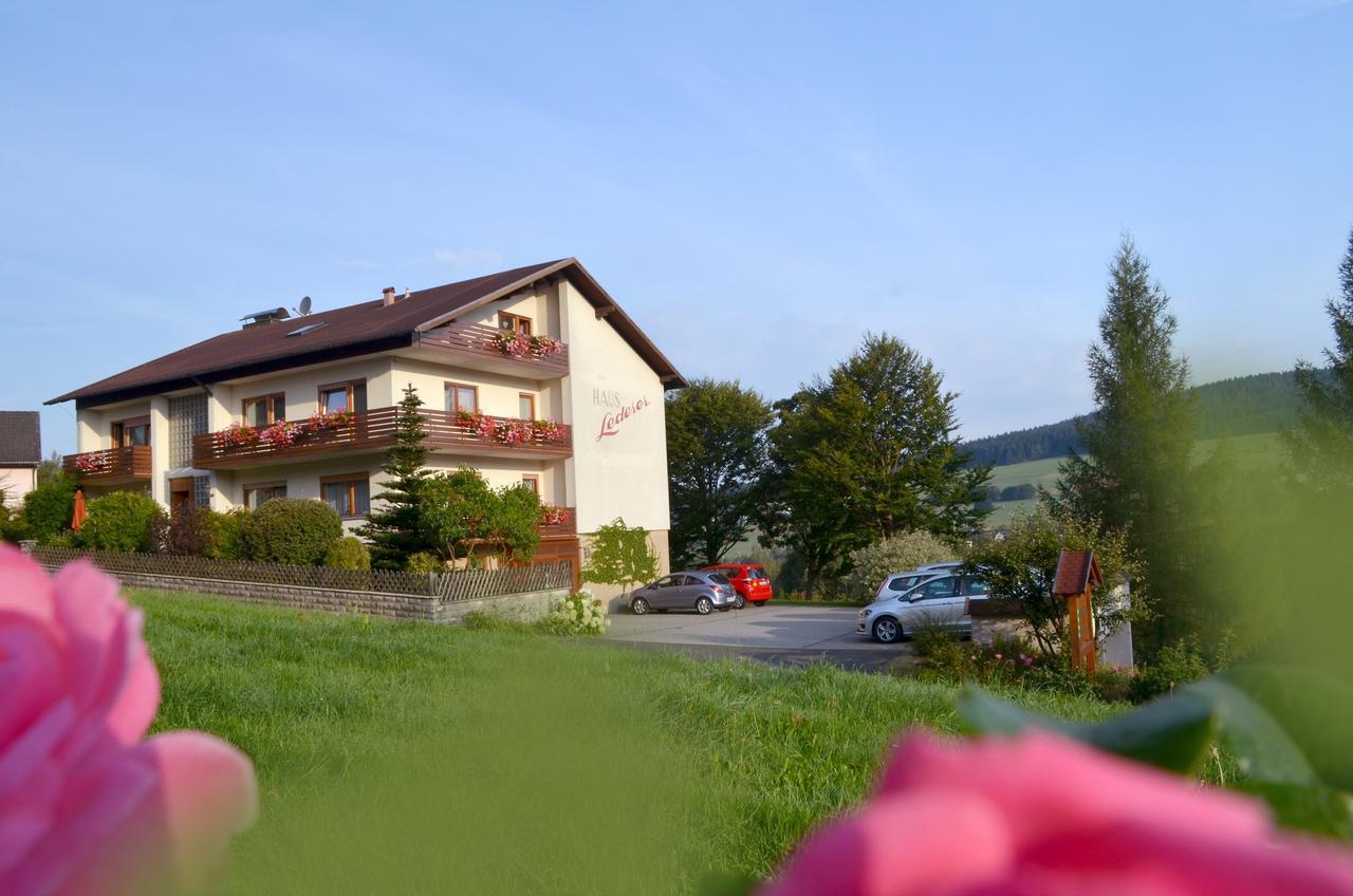 Landhaus Lederer Bischofsgrün エクステリア 写真